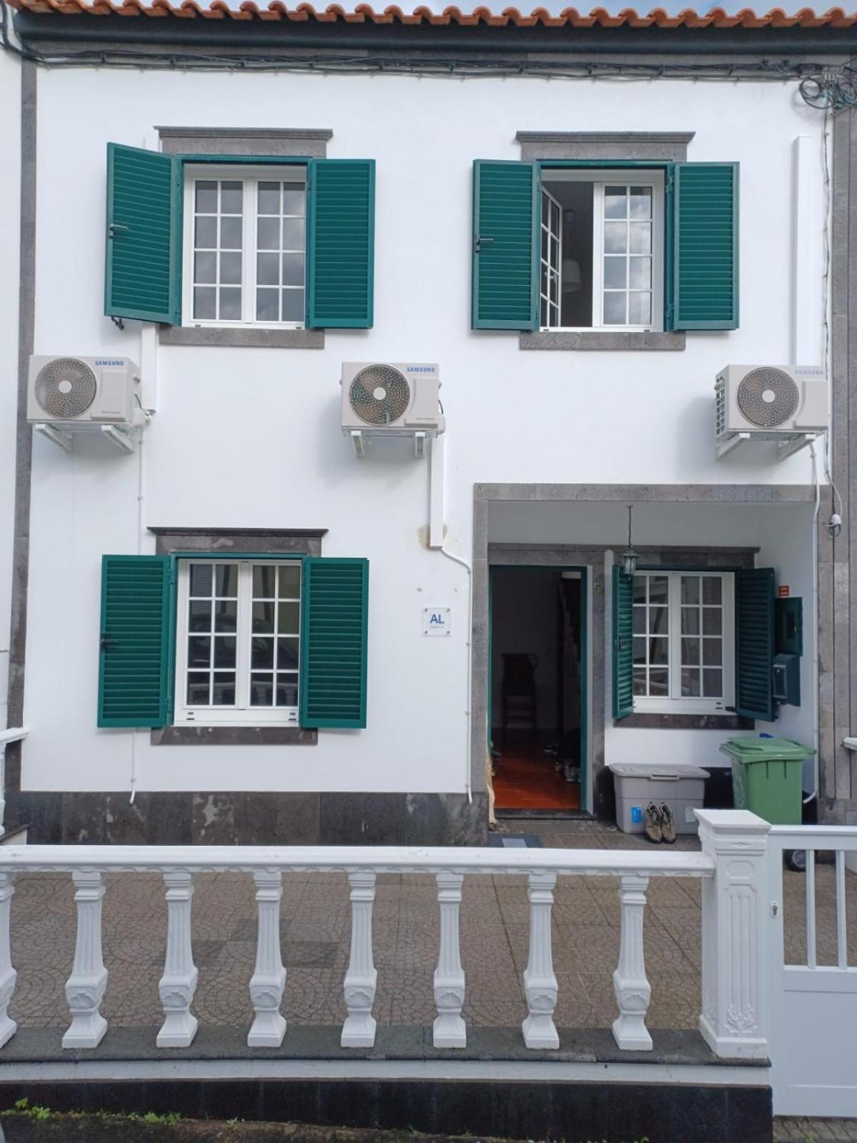 וילה פראנקה דו קמפו Espirito Azul Guest House - Rooms To Rent, 2 Minutes Walking From The Beach, Marina And Our Dive Center מראה חיצוני תמונה